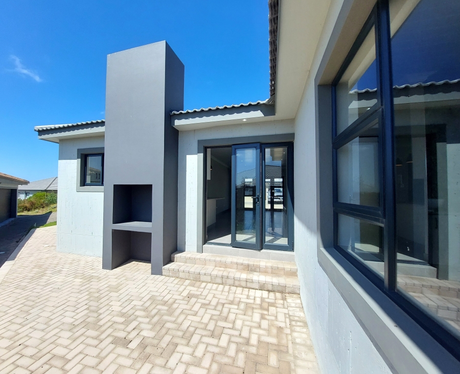 3 Bedroom Property for Sale in Dana Bay Western Cape